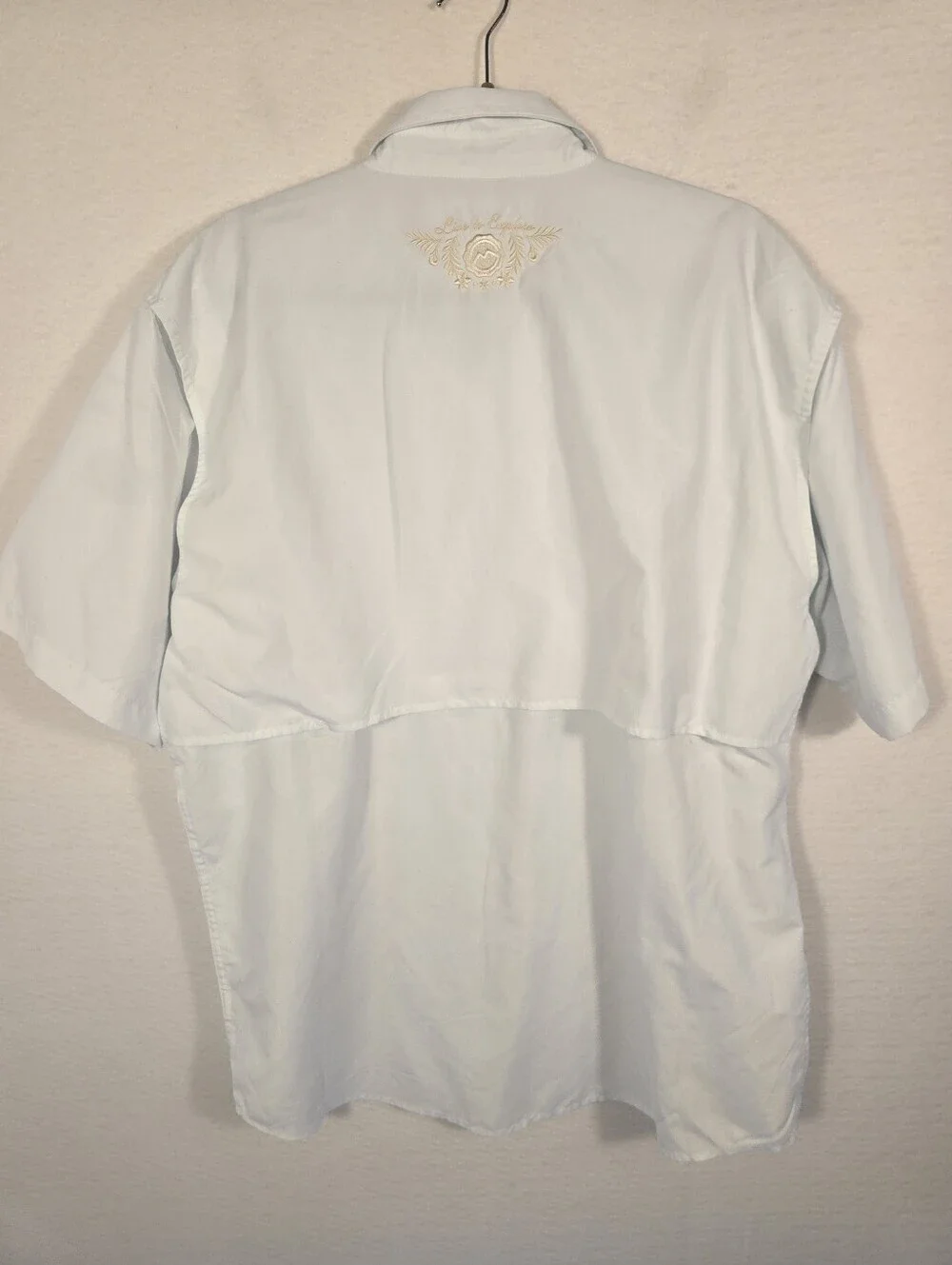 Magellan Fishgear White Embroydered Guayabera S Sleeve Poly Shirt. Mens L - Picture 13 of 13